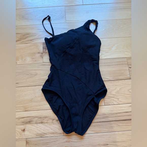 BECCA Other - One piece swim